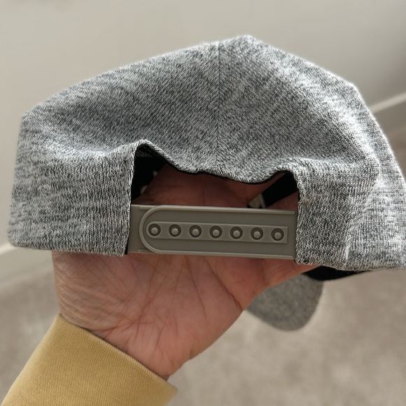 Tone It Up baseball cap - Picture 3 of 4